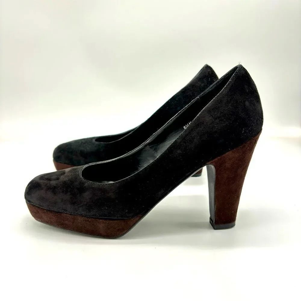 Vaneli Suede Platform Pump - Picture 4 of 9